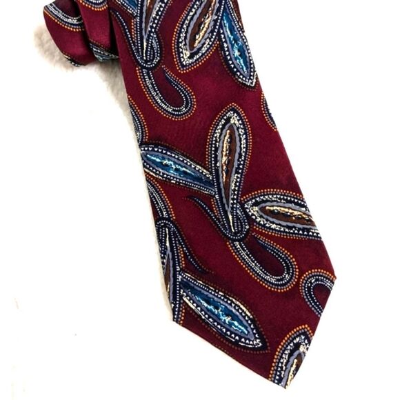 Men's Vintage 100% Italian Silk Tie - Burgandy Paisley Motif - Picture 5 of 11